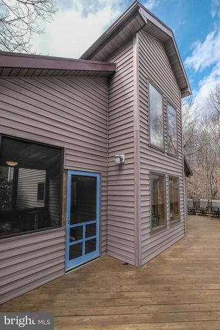 642 PADDYS RUN RD, Star Tannery, VA 22654