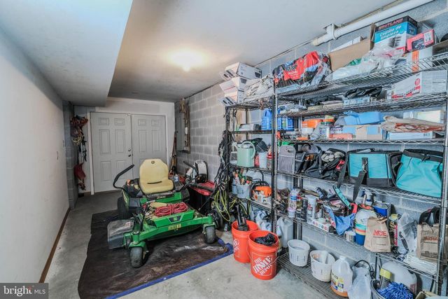 642 PADDYS RUN RD, Star Tannery, VA 22654