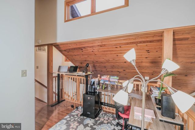 642 PADDYS RUN RD, Star Tannery, VA 22654