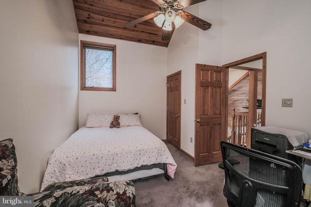 642 PADDYS RUN RD, Star Tannery, VA 22654