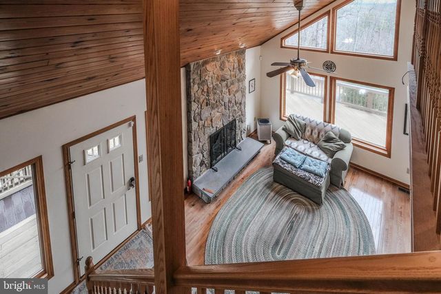 642 PADDYS RUN RD, Star Tannery, VA 22654