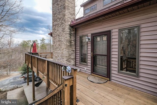 642 PADDYS RUN RD, Star Tannery, VA 22654