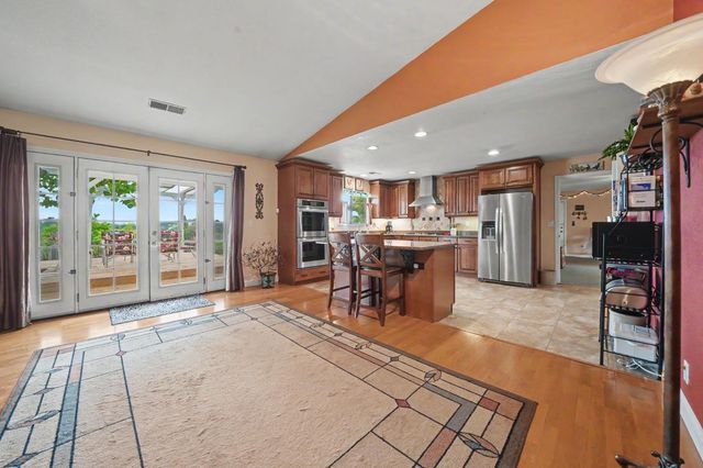 6364 Baldwin St, Valley Springs, CA 95252
