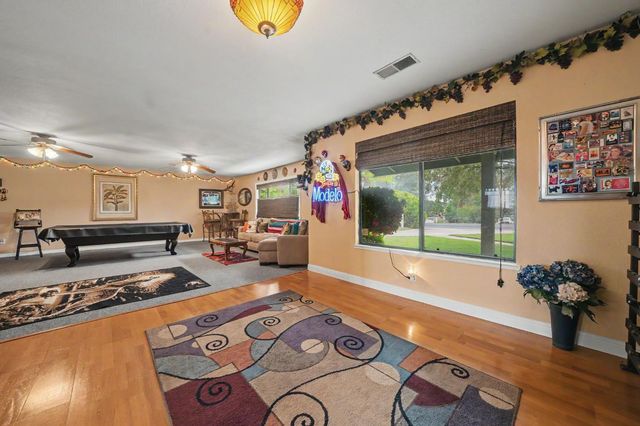 6364 Baldwin St, Valley Springs, CA 95252