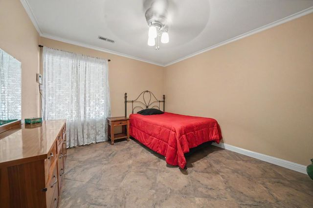 6364 Baldwin St, Valley Springs, CA 95252