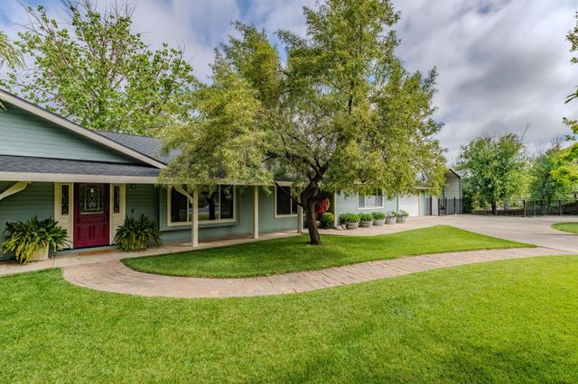 6364 Baldwin St, Valley Springs, CA 95252