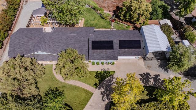 6364 Baldwin St, Valley Springs, CA 95252