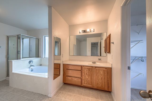 6102 Kingston, San Antonio, TX 78249