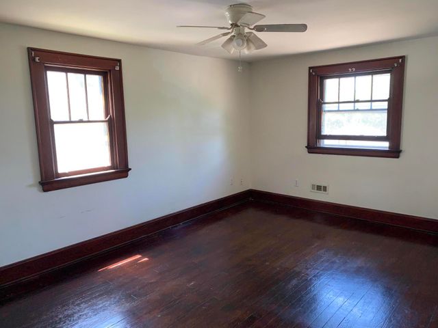 246 Linden Avenue, Southgate, KY 41071