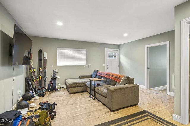 168 S Palm Street, Ventura, CA 93001