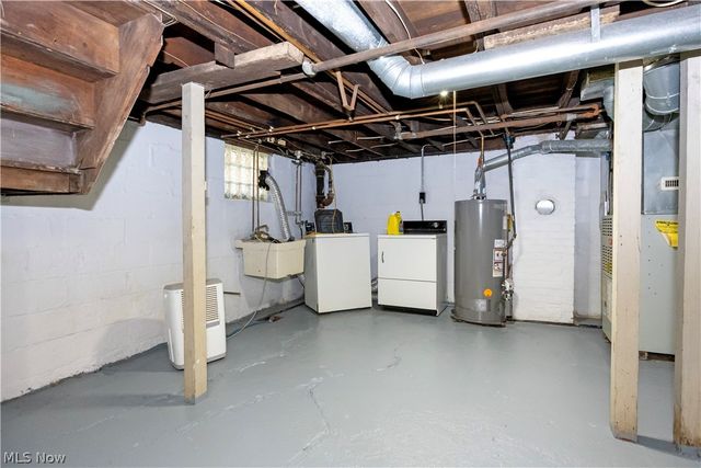 121 Chestnut Avenue NE, Massillon, OH 44646