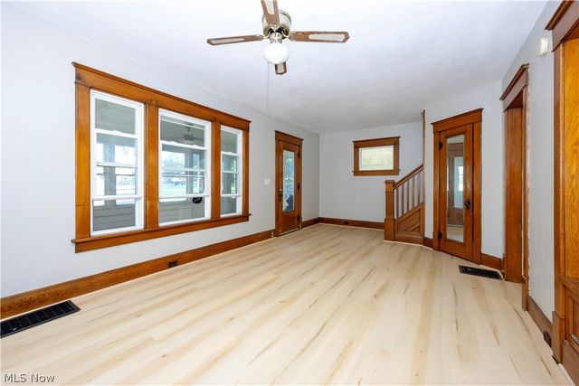 121 Chestnut Avenue NE, Massillon, OH 44646