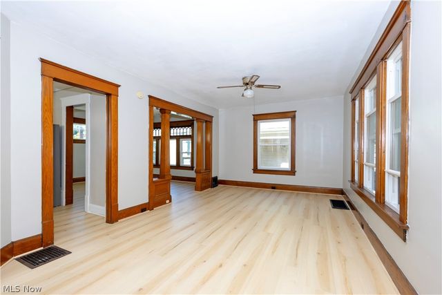 121 Chestnut Avenue NE, Massillon, OH 44646