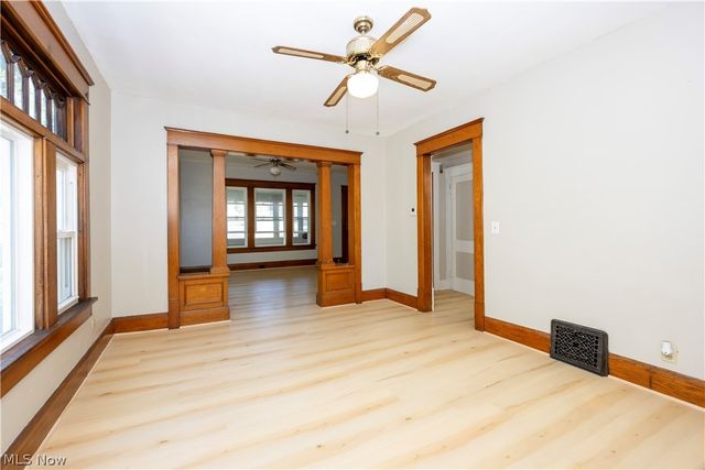 121 Chestnut Avenue NE, Massillon, OH 44646