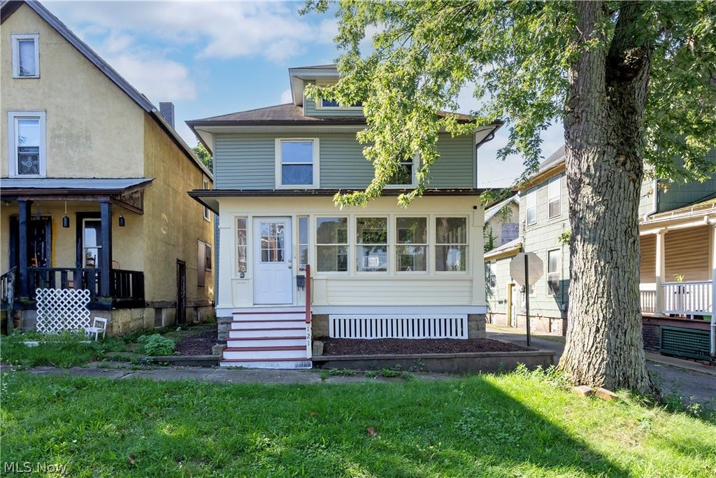 121 Chestnut Avenue NE, Massillon, OH 44646