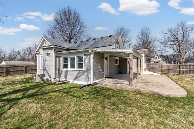 303 S Elm Street, Plattsburg, MO 64477
