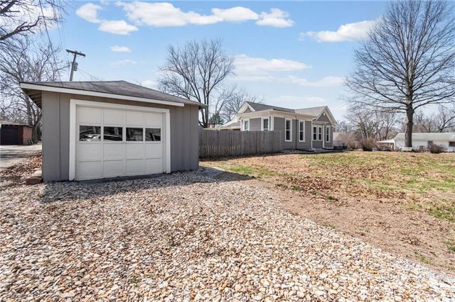 303 S Elm Street, Plattsburg, MO 64477