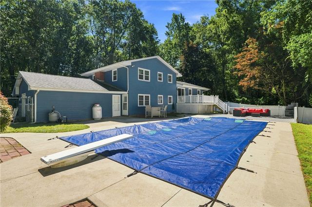 43 Franklin Road, Scituate, RI 02825