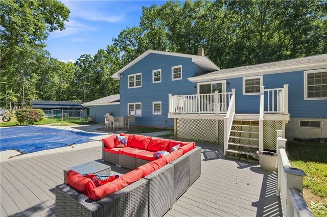 43 Franklin Road, Scituate, RI 02825
