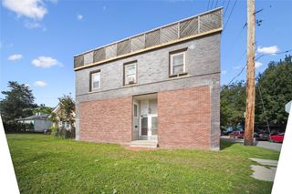 1372 E 12th Street, Des Moines, IA 50316