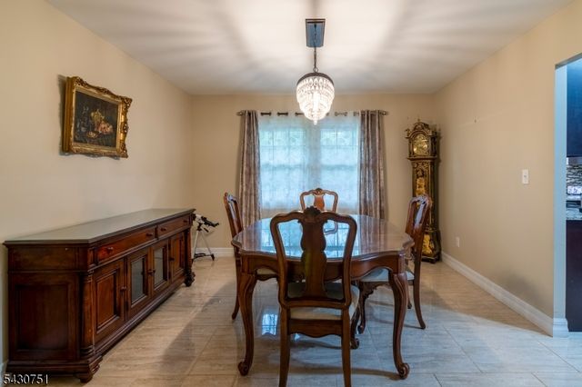 14 Buttonwood Dr, Franklin Twp., NJ 08873