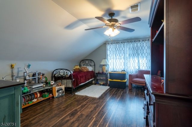 14 Buttonwood Dr, Franklin Twp., NJ 08873