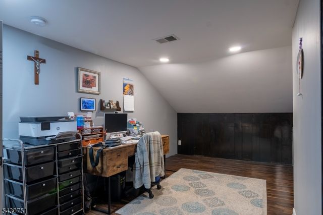 14 Buttonwood Dr, Franklin Twp., NJ 08873