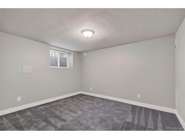 2085 Fenton St, Edgewater, CO 80214