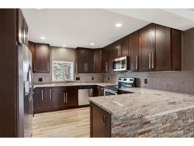 2085 Fenton St, Edgewater, CO 80214
