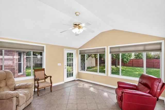 1862 James Dr, Murfreesboro, TN 37129