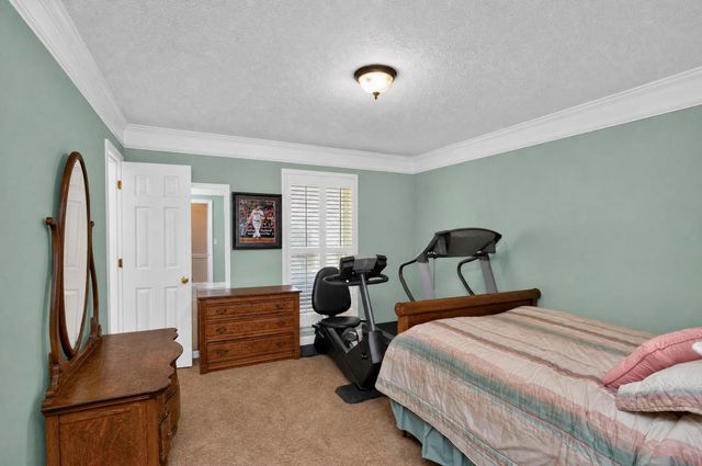 1862 James Dr, Murfreesboro, TN 37129