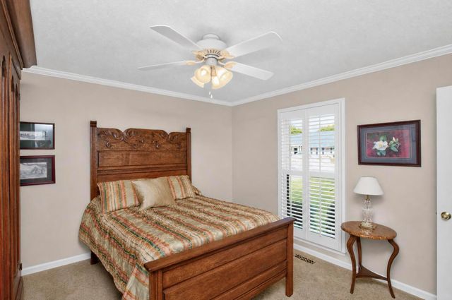 1862 James Dr, Murfreesboro, TN 37129