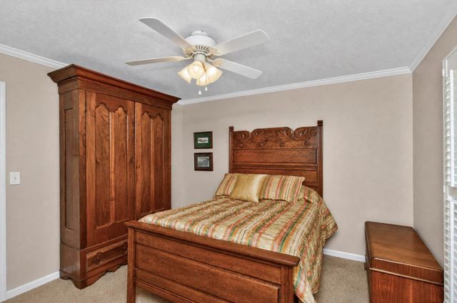 1862 James Dr, Murfreesboro, TN 37129