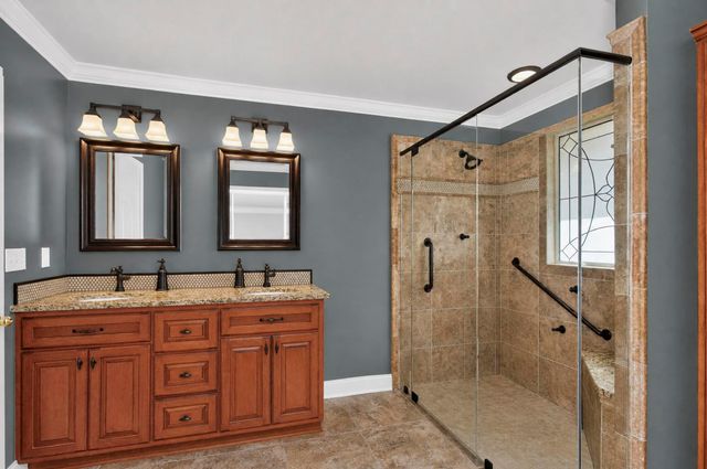 1862 James Dr, Murfreesboro, TN 37129