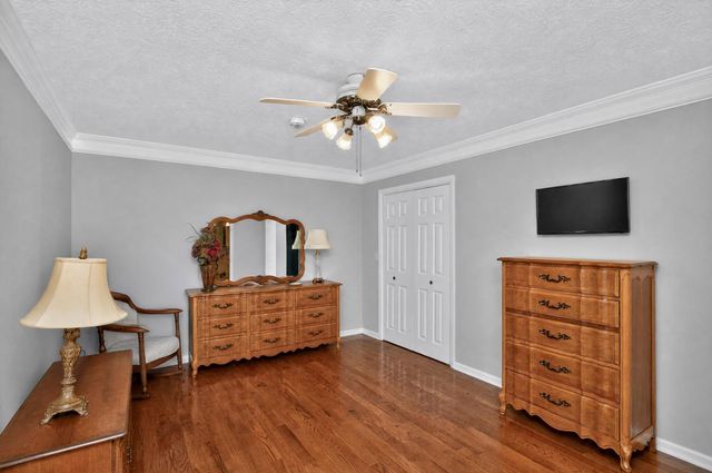1862 James Dr, Murfreesboro, TN 37129