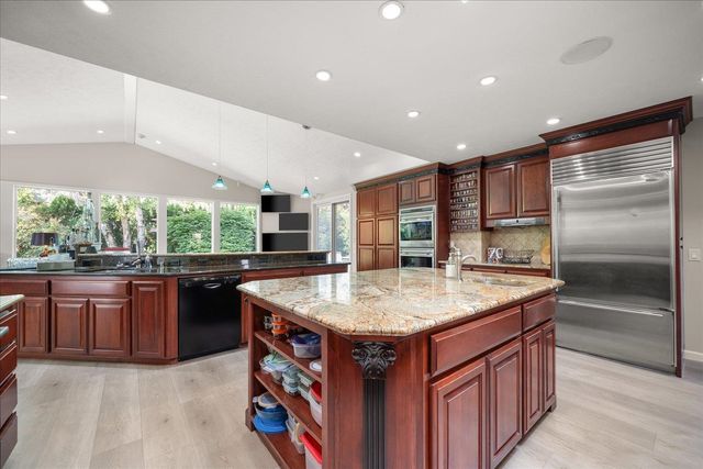 4816 S Helena St, Spokane, WA 99223