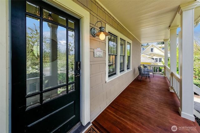 2127 Boyer Avenue E, Seattle, WA 98112