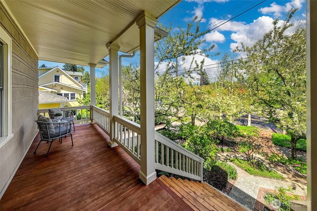 2127 Boyer Avenue E, Seattle, WA 98112