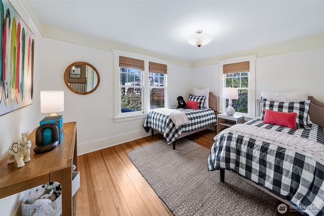 2127 Boyer Avenue E, Seattle, WA 98112