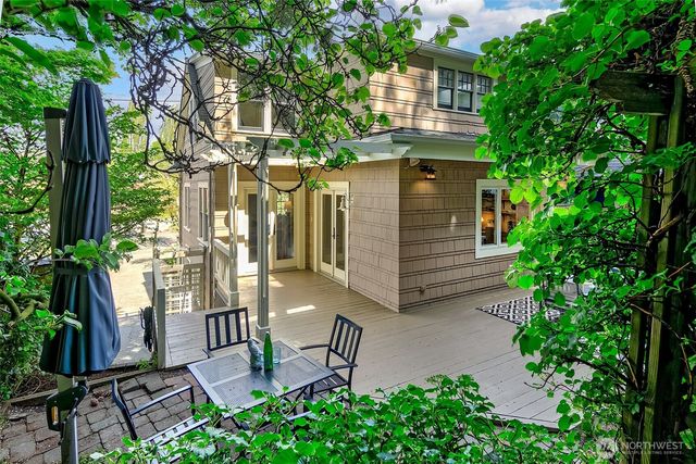 2127 Boyer Avenue E, Seattle, WA 98112