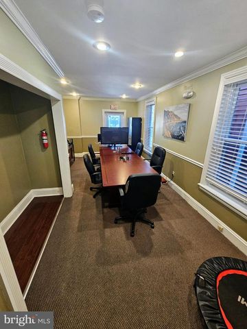 304 W STATE ST, Trenton, NJ 08618