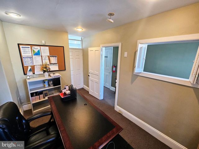 304 W STATE ST, Trenton, NJ 08618