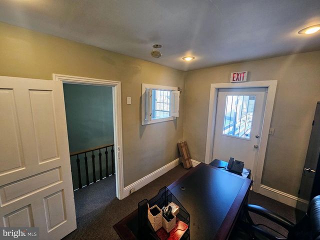 304 W STATE ST, Trenton, NJ 08618