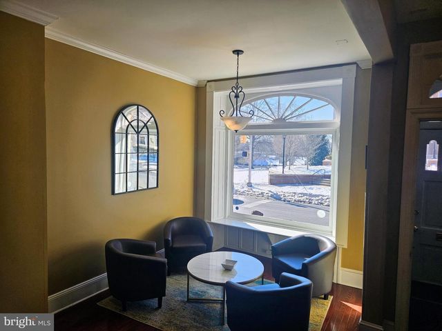 304 W STATE ST, Trenton, NJ 08618