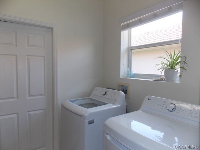 1281 W Diamond Shore Loop, Hernando, FL 34442