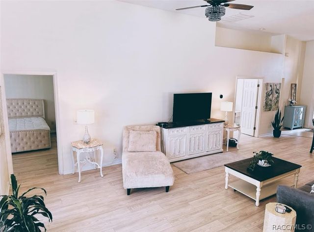 1281 W Diamond Shore Loop, Hernando, FL 34442