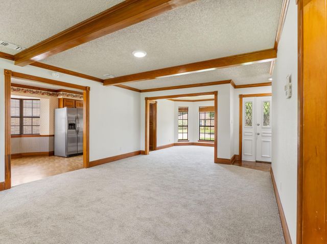 3002 El Camino Street, Bay City, TX 77414