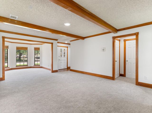 3002 El Camino Street, Bay City, TX 77414