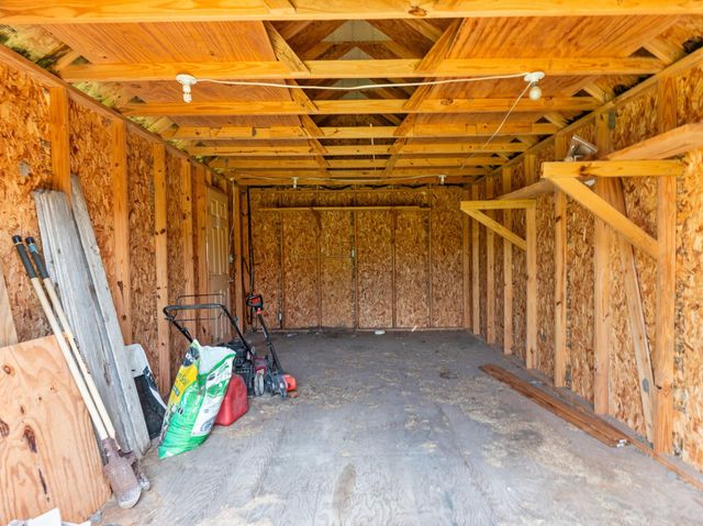 3002 El Camino Street, Bay City, TX 77414