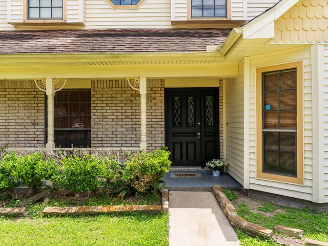 3002 El Camino Street, Bay City, TX 77414